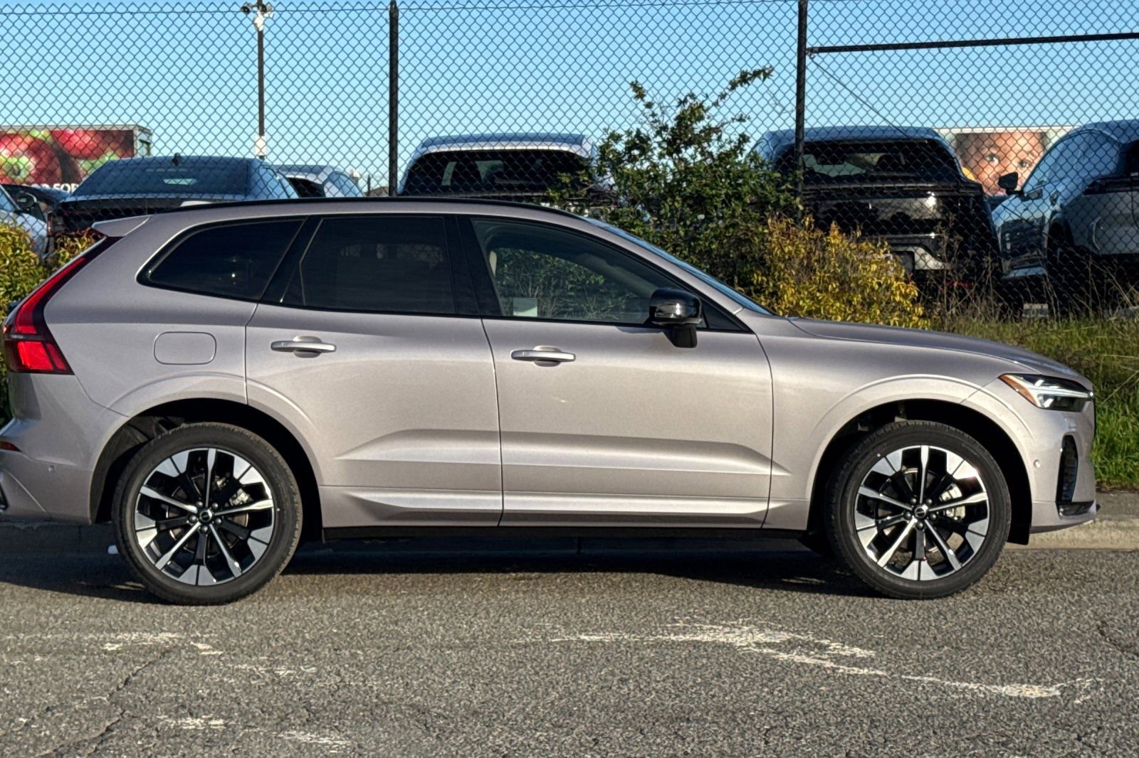 New 2026 Volvo XC60 B5 Plus w/ Climate Package image 8