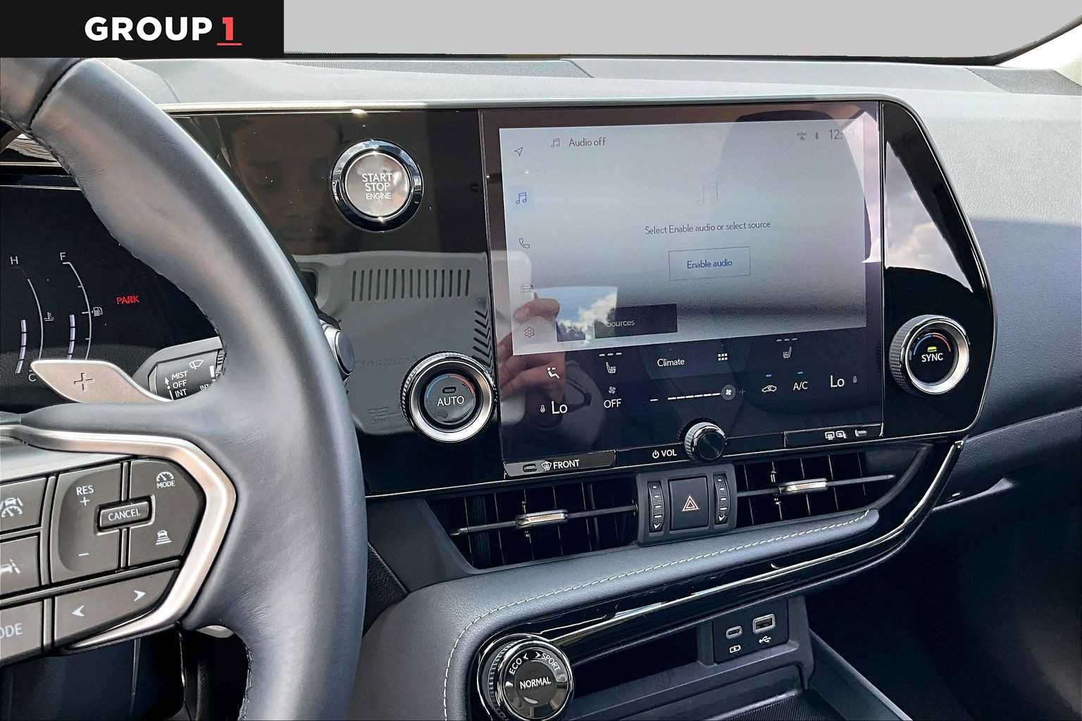Used 2024 Lexus NX 250 FWD image 6