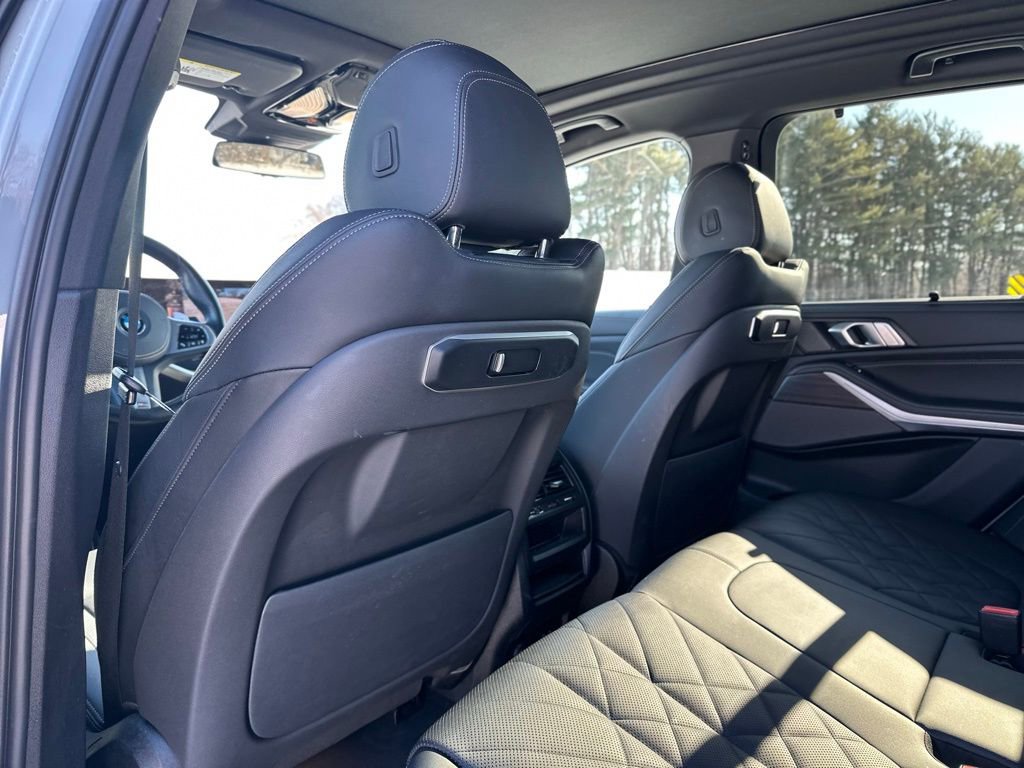 Certified 2024 BMW X5 xDrive40i w/ Executive Package image 23