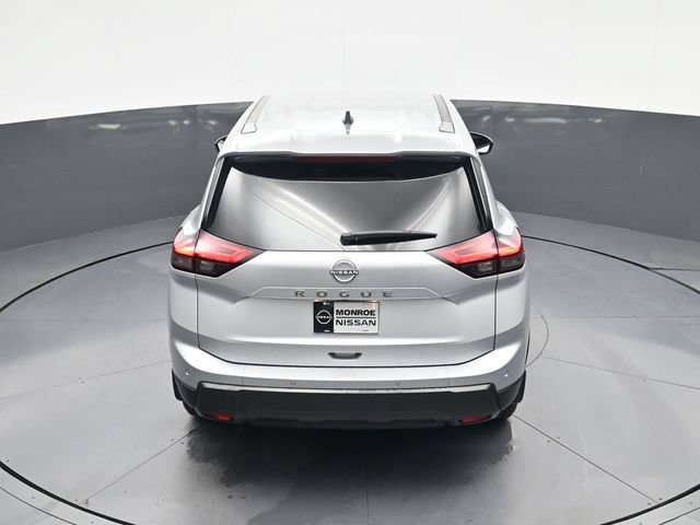 Certified 2025 Nissan Rogue S FWD image 28