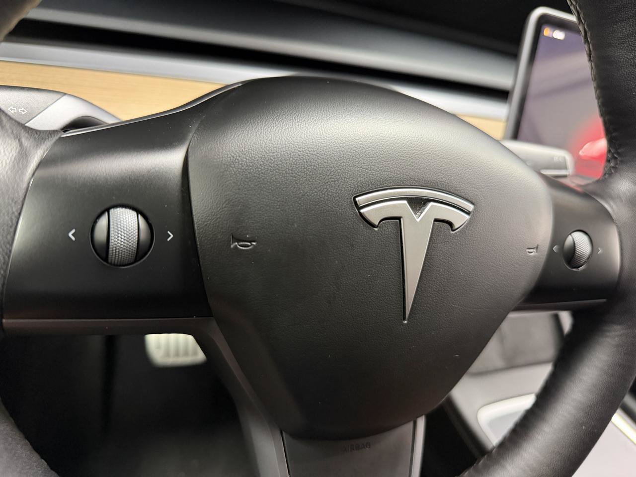 Used 2023 Tesla Model Y Performance AWD/4WD image 18