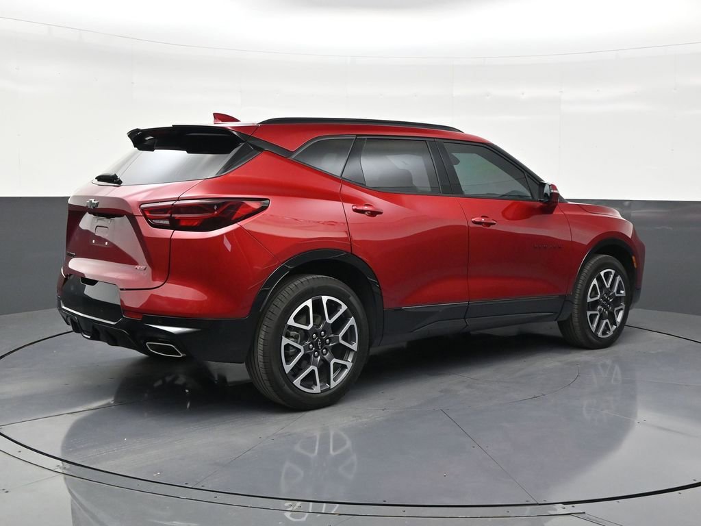 Used 2025 Chevrolet Blazer RS FWD image 5