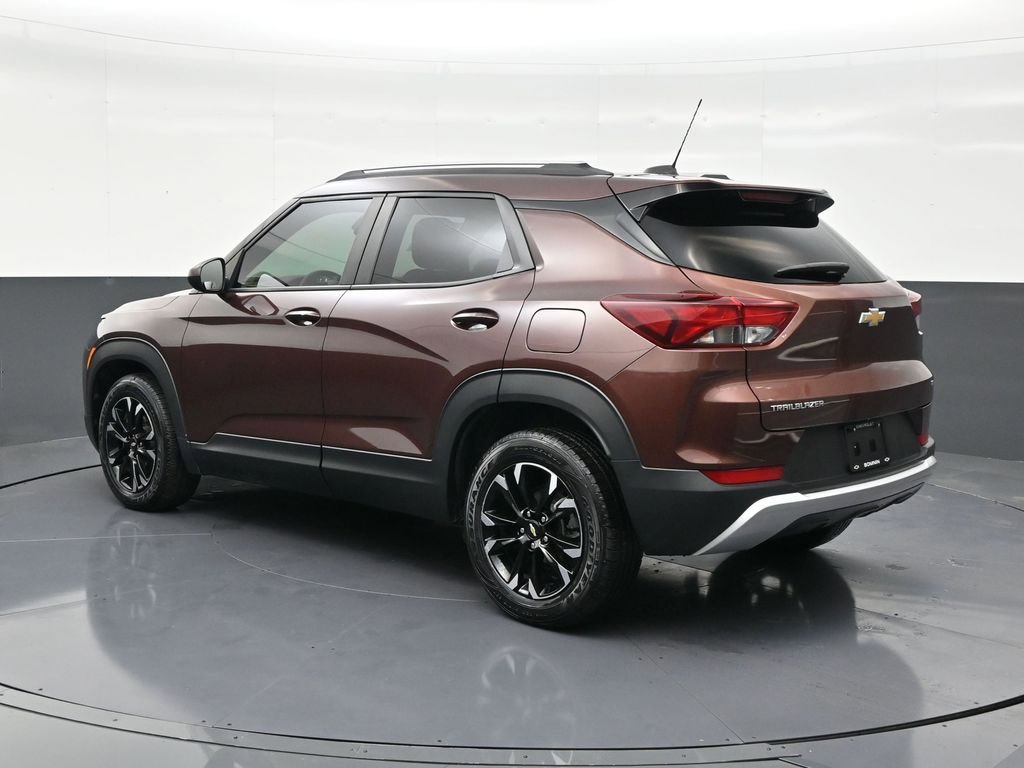 Used 2022 Chevrolet TrailBlazer LT image 3