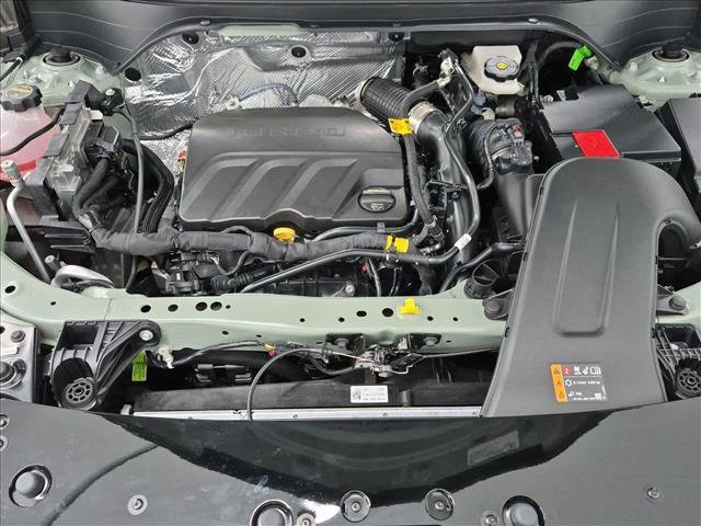 Used 2026 Chevrolet Trax ACTIV w/ Sunroof Package FWD image 22