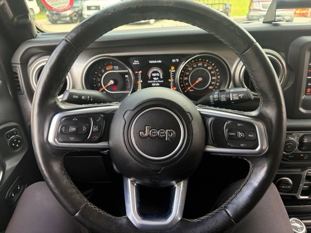Used 2019 Jeep Wrangler Unlimited Sahara w/ Cold Weather Group AWD/4WD image 39