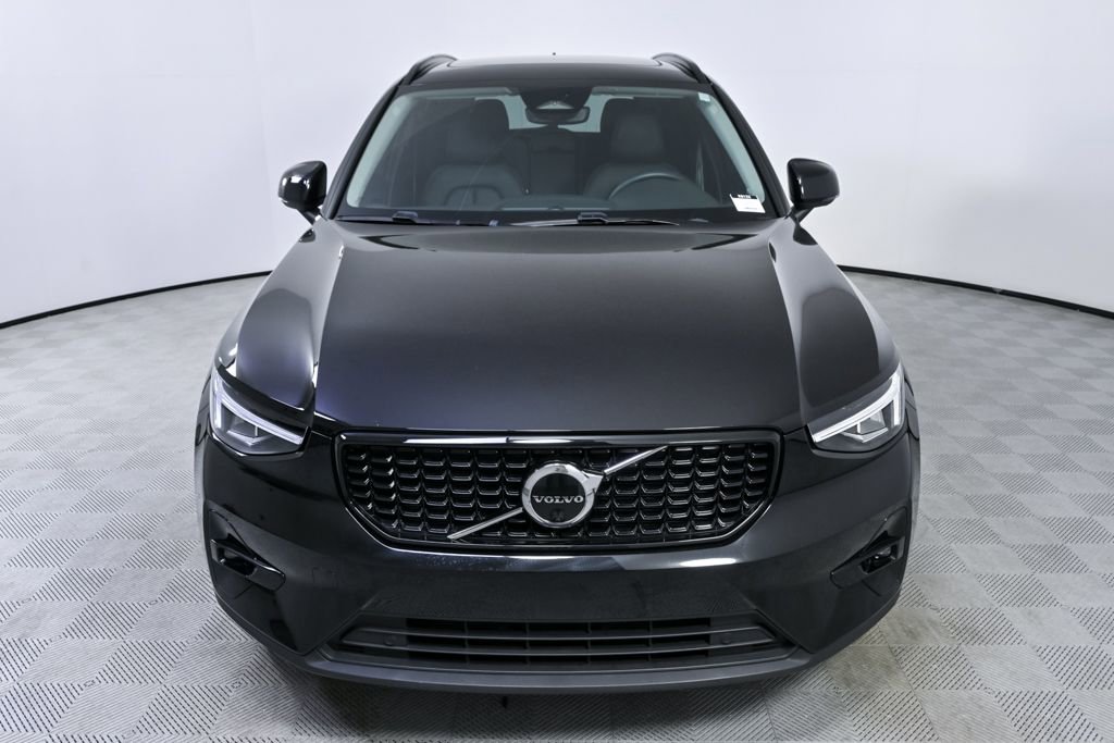Certified 2023 Volvo XC40 B4 Plus w/ Driver Assist Package image 37