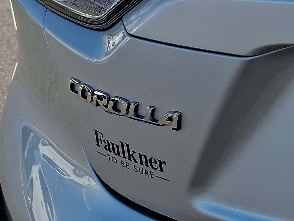 Certified 2025 Toyota Corolla LE FWD image 29