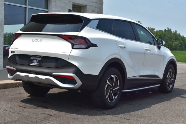 Used 2023 Kia Sportage LX AWD/4WD image 14