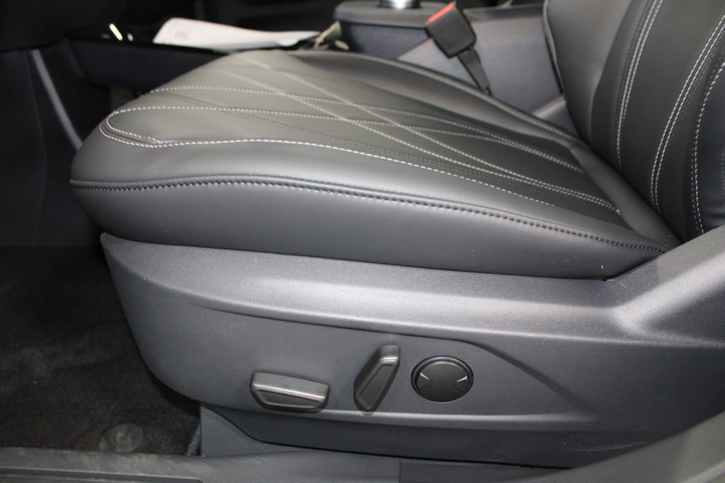 New 2024 Ford Mustang Mach-E Select w/ Comfort Package Lite image 20