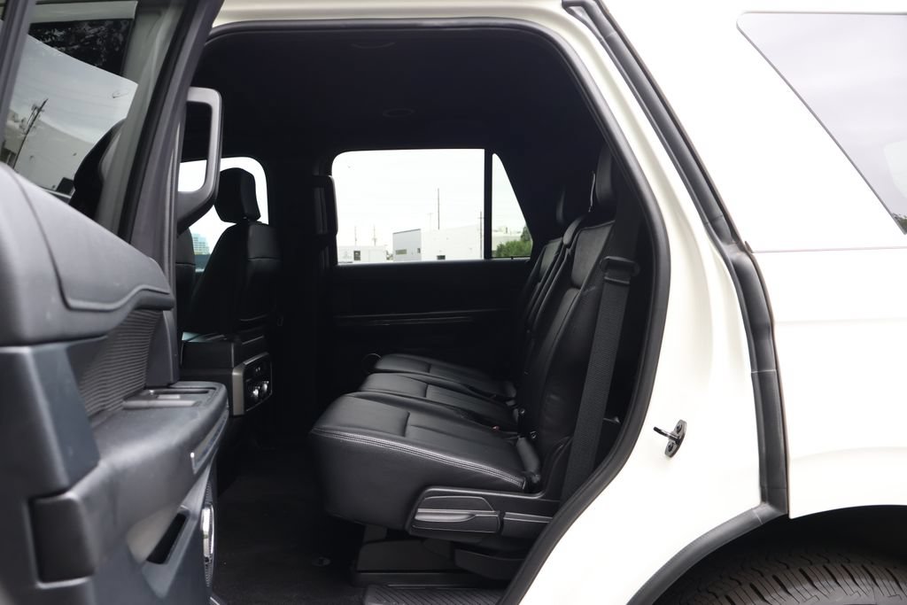 Used 2020 Ford Expedition XLT AWD/4WD image 46