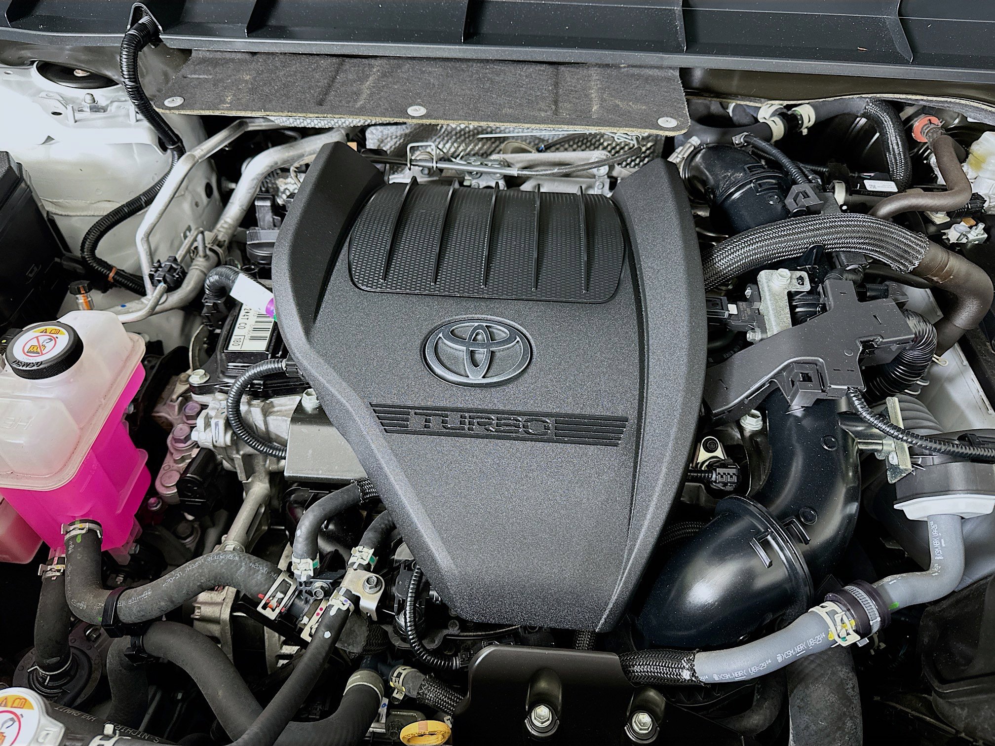 Used 2024 Toyota Highlander XLE image 36