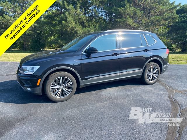 Used 2018 Volkswagen Tiguan SEL AWD/4WD image 2