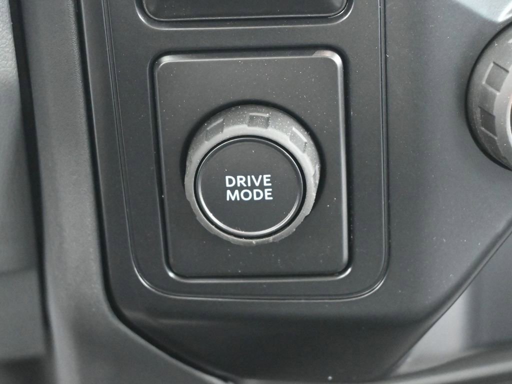 New 2025 Ford F550 2WD Regular Cab Super Duty image 17