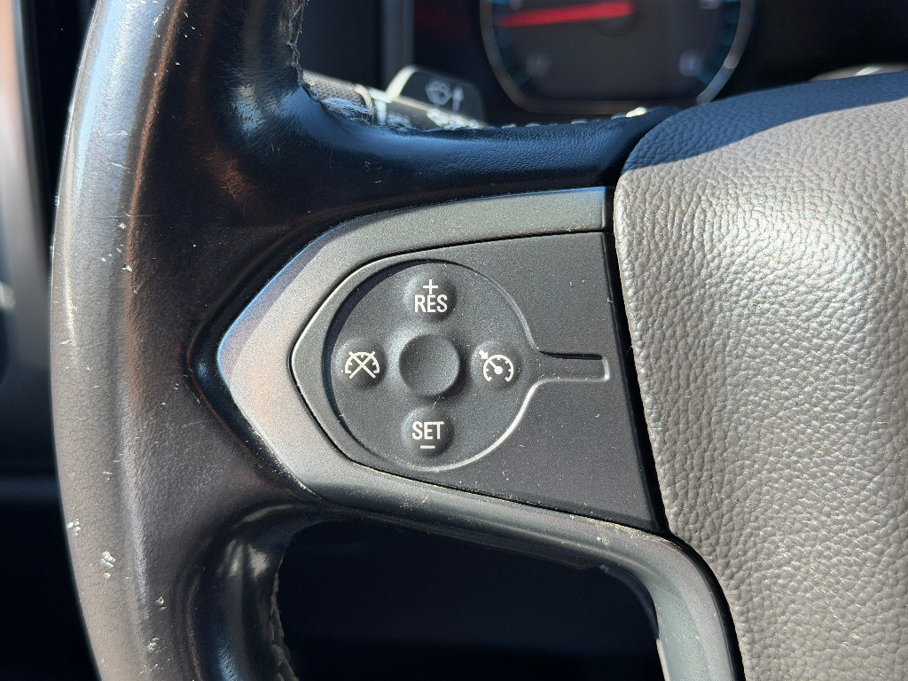 Used 2018 Chevrolet Silverado 1500 LT w/ All Star Edition AWD/4WD image 9