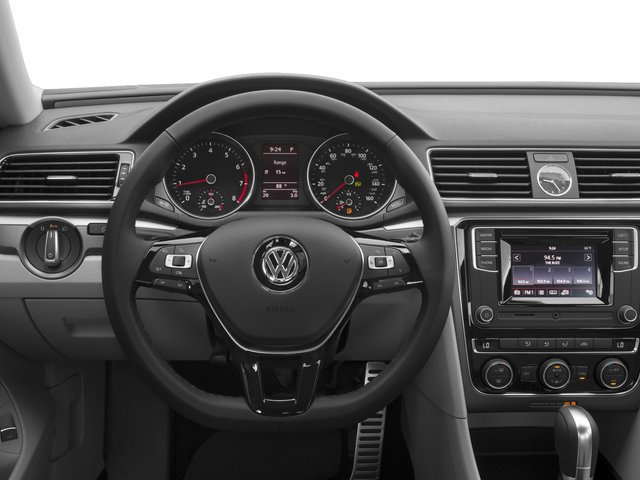 Used 2018 Volkswagen Passat 2.0T R-Line FWD image 7