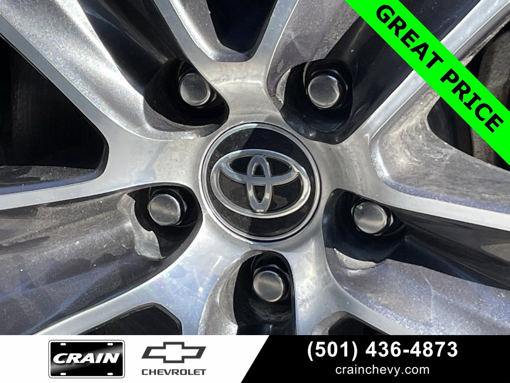 Used 2023 Toyota Highlander XLE image 35