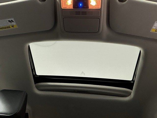 Certified 2025 Honda Odyssey EX-L image 33