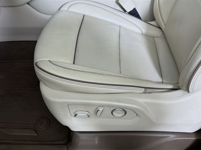 Used 2021 GMC Yukon Denali w/ Denali Premium Package image 19