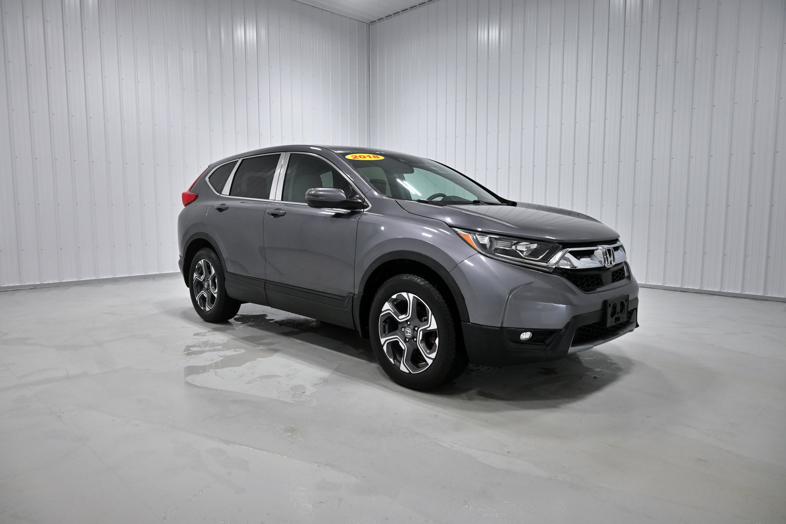 Used 2018 Honda CR-V EX image 3