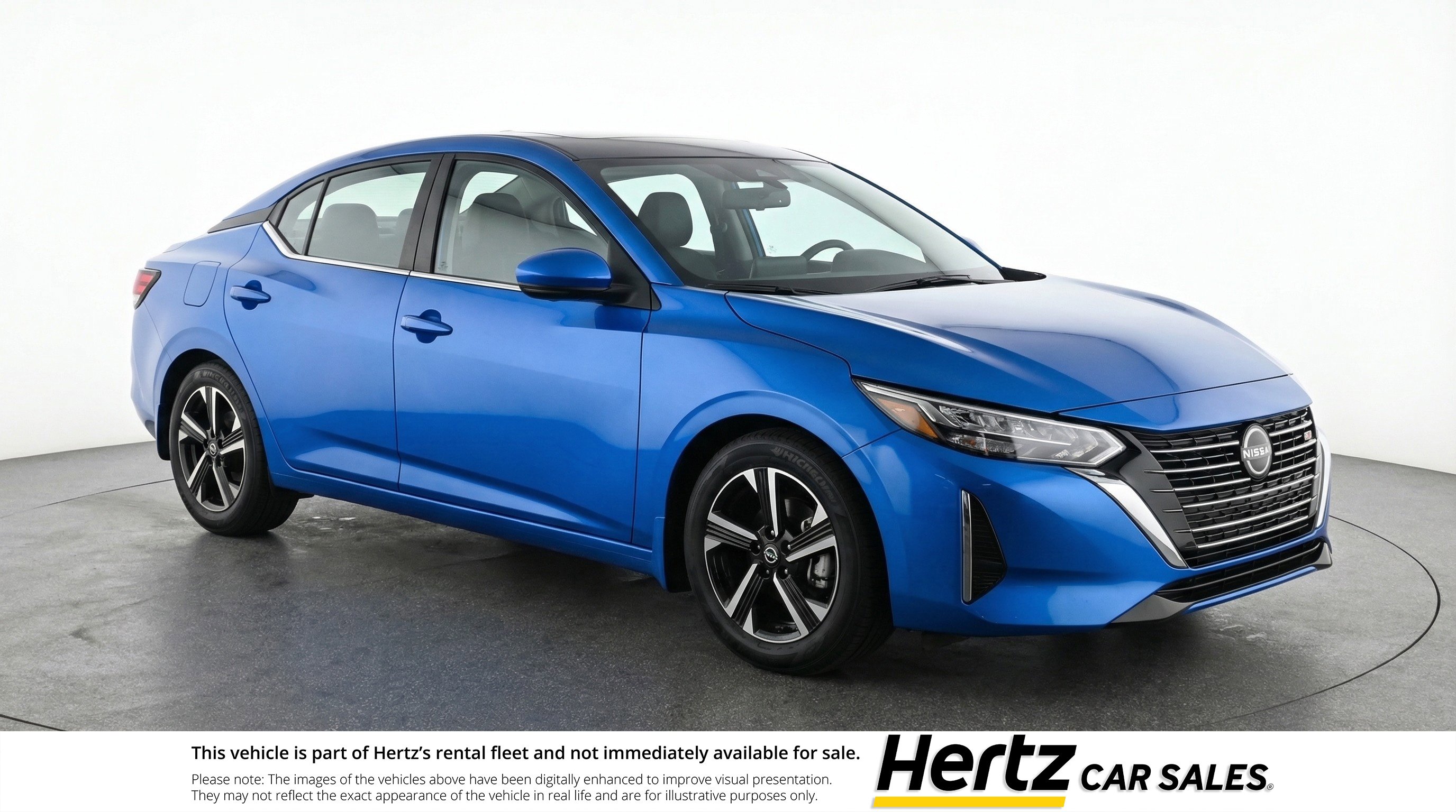 Used 2025 Nissan Sentra SV image 1