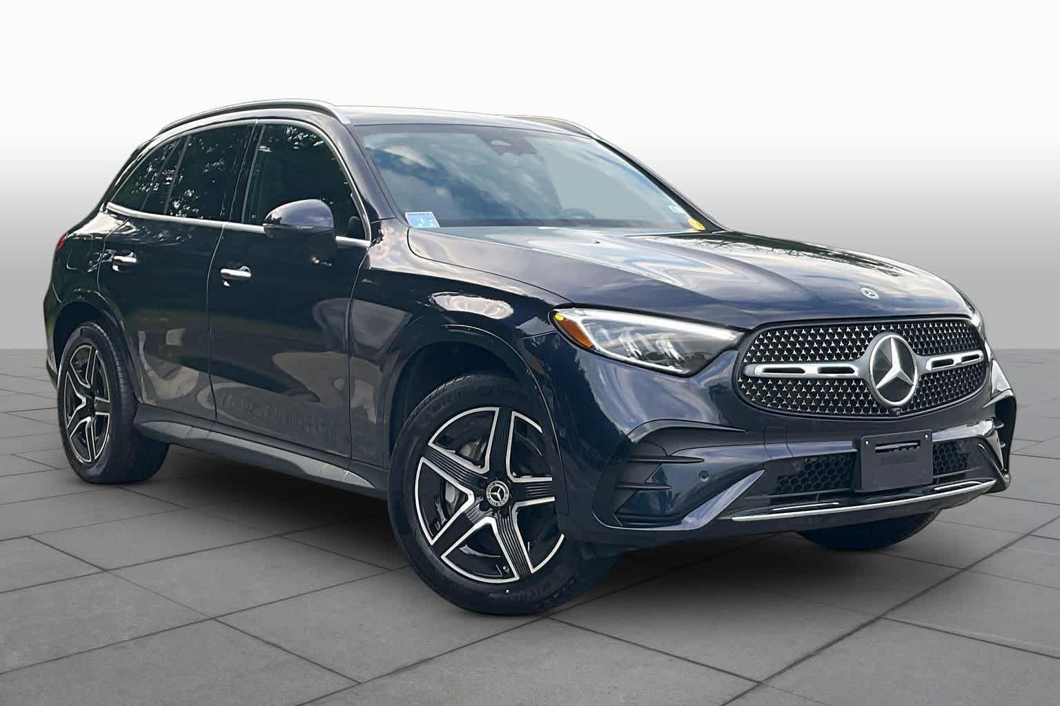 Certified 2023 Mercedes-Benz GLC 300 4MATIC image 2