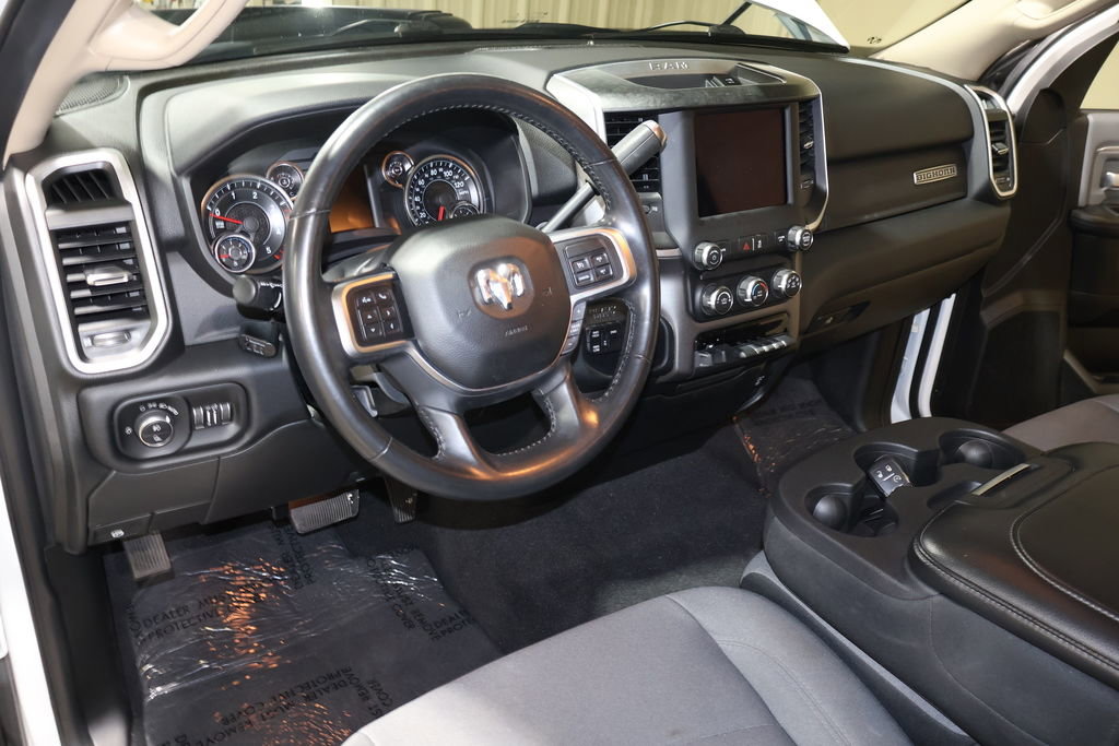 Used 2019 RAM 3500 Big Horn image 23