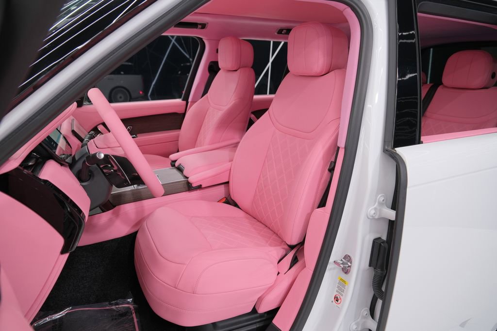 Used 2025 Land Rover Range Rover SE image 18