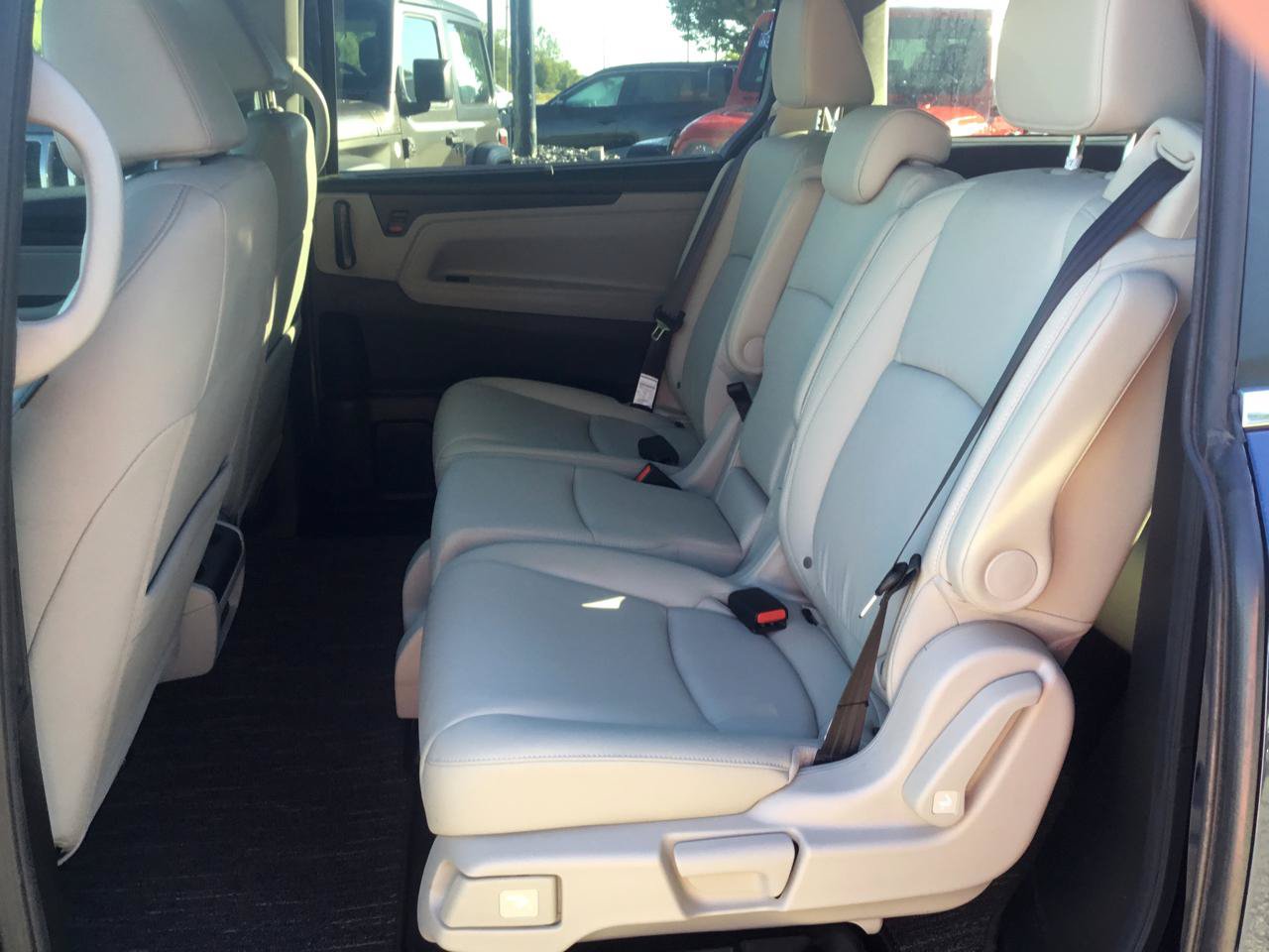 Used 2023 Honda Odyssey EX-L image 19