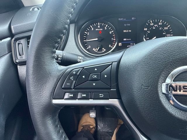 Used 2020 Nissan Rogue SV AWD/4WD image 18
