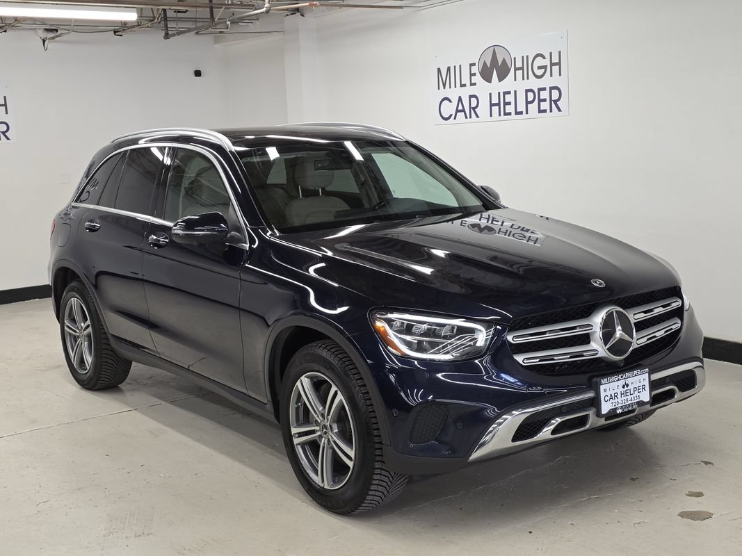 Used 2021 Mercedes-Benz GLC 300 4MATIC image 4