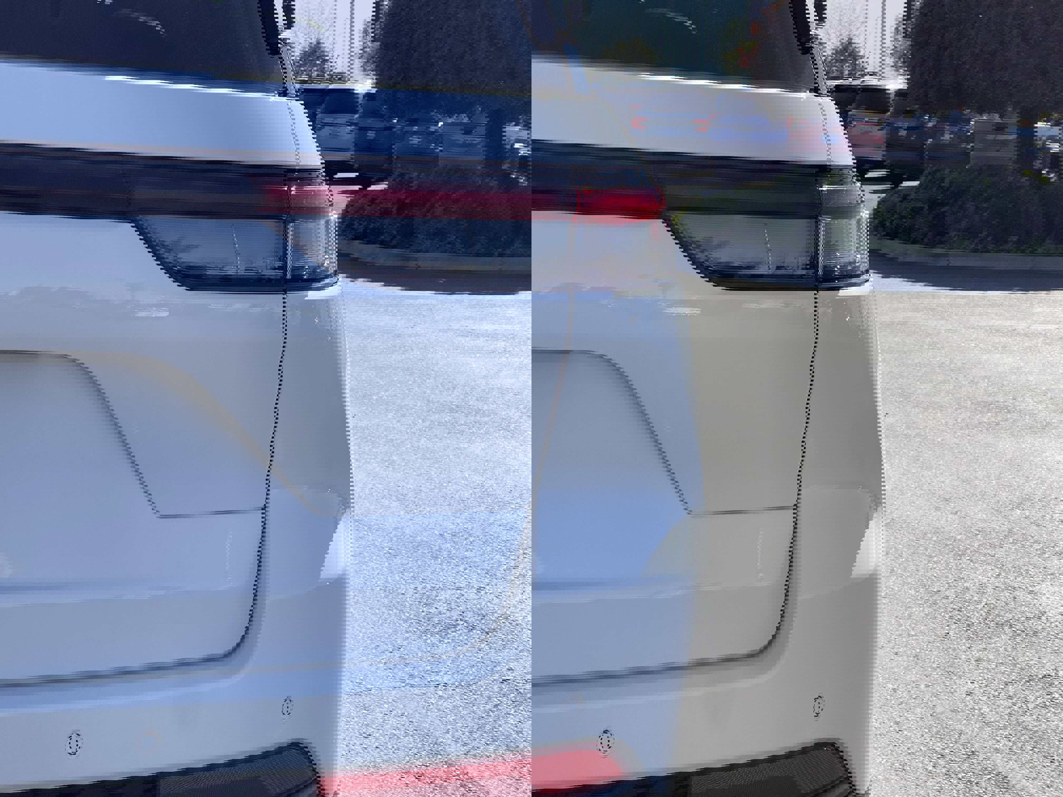 New 2026 Jeep Grand Cherokee Altitude image 12