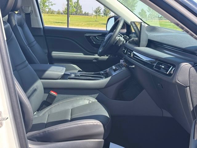 New 2026 Lincoln Aviator AWD image 23