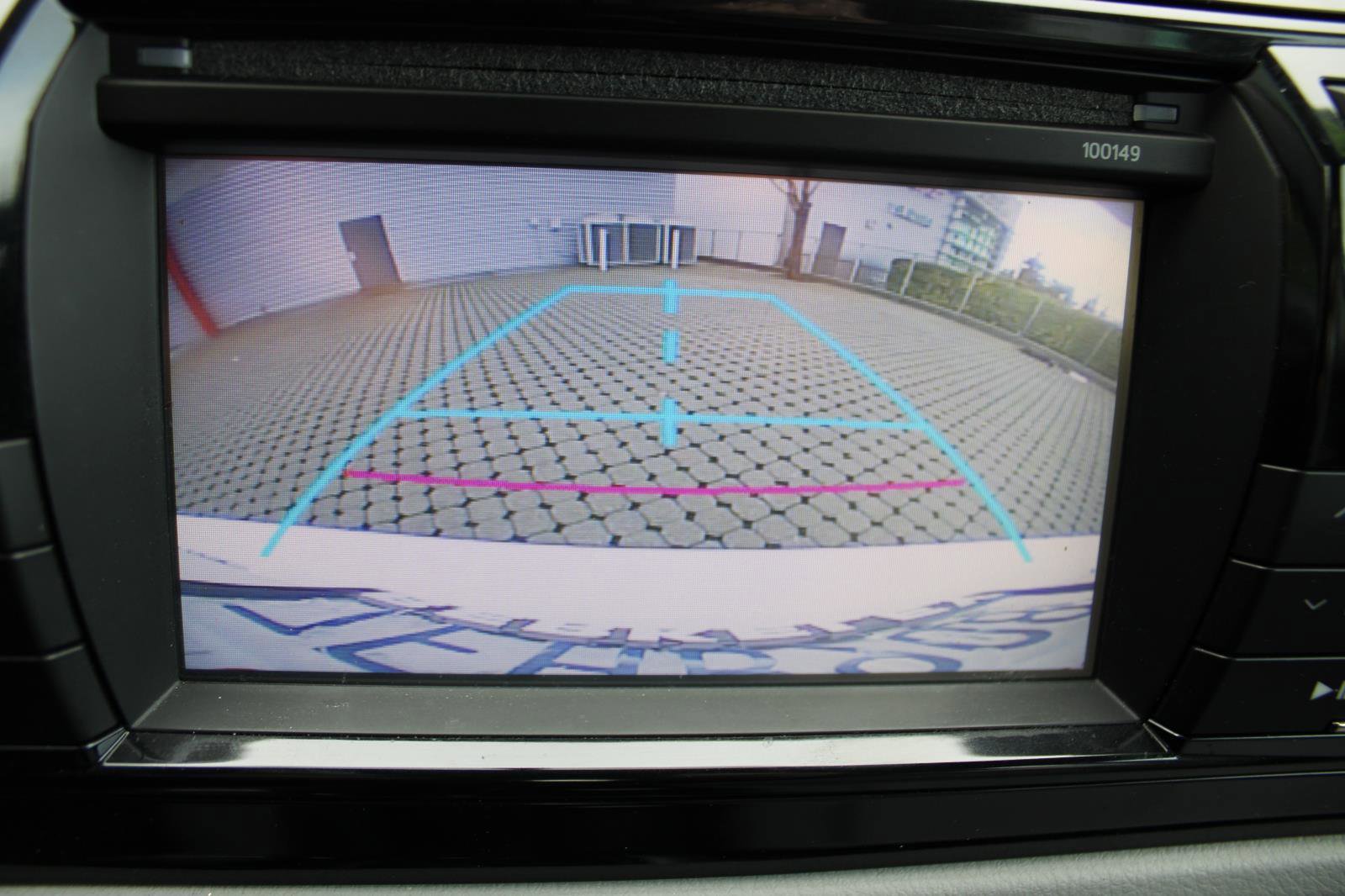 Used 2014 Toyota Corolla LE image 19