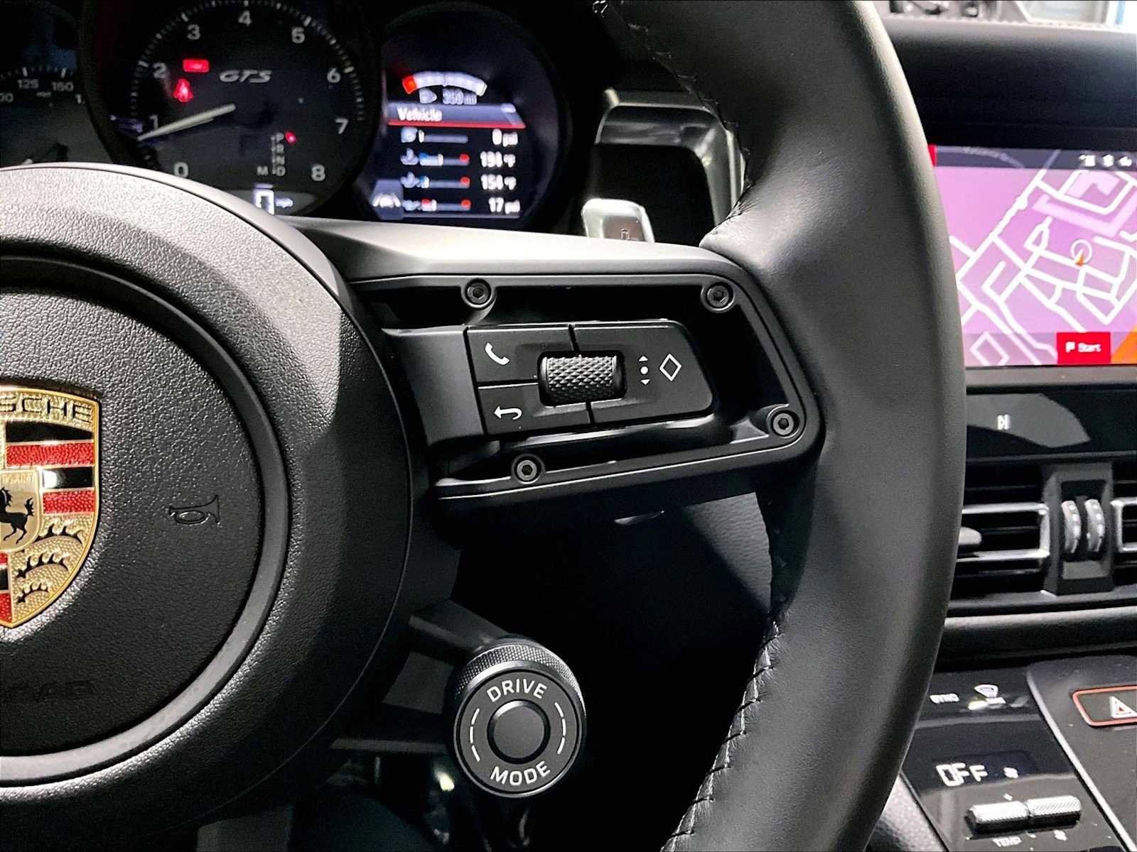 Used 2025 Porsche Macan GTS image 22