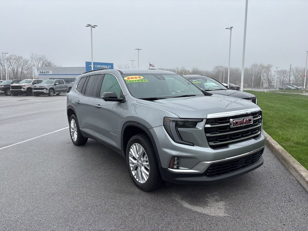 Used 2024 GMC Acadia Elevation w/ Luxury Package FWD image 3