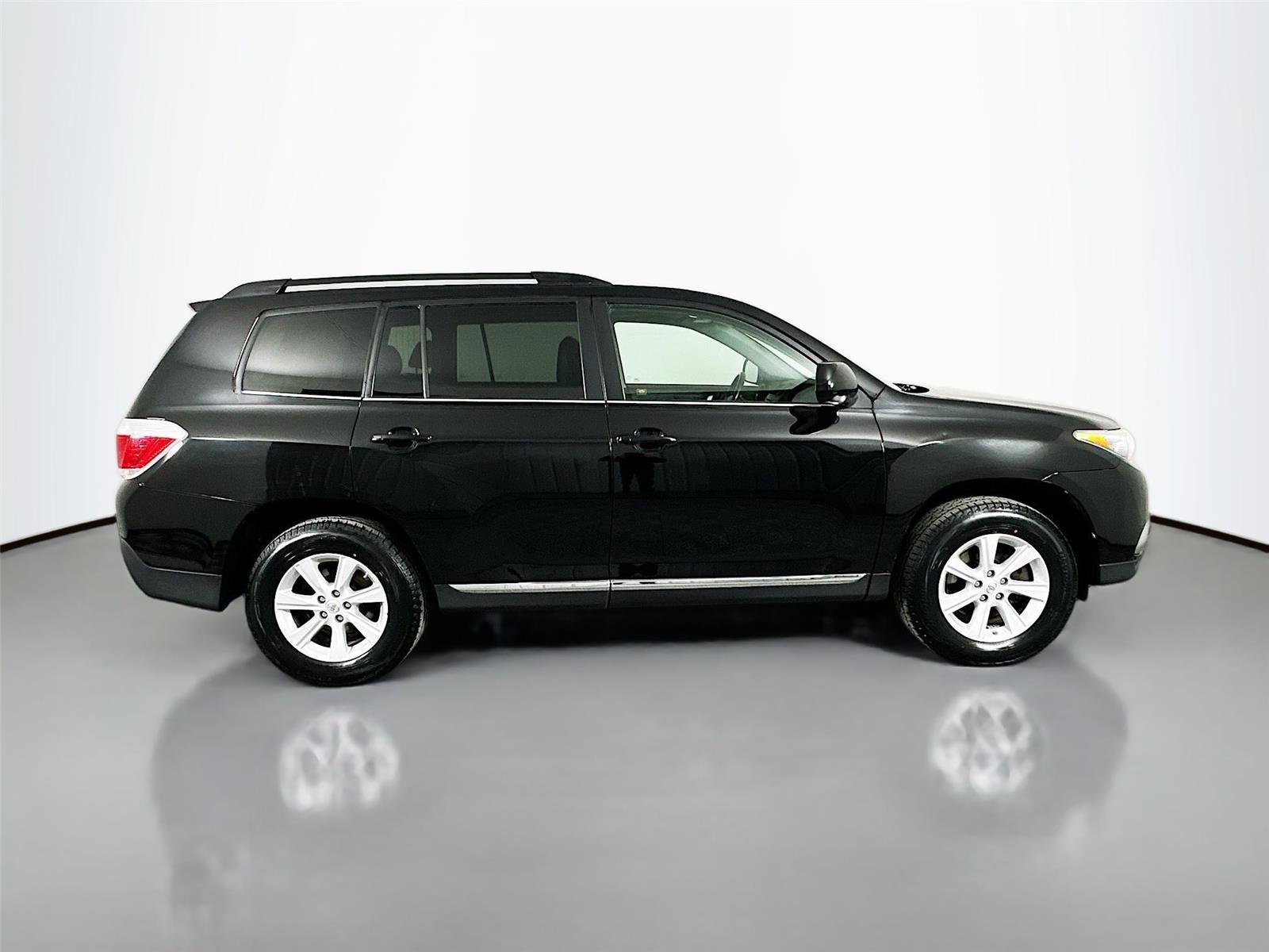 Used 2012 Toyota Highlander SE image 8