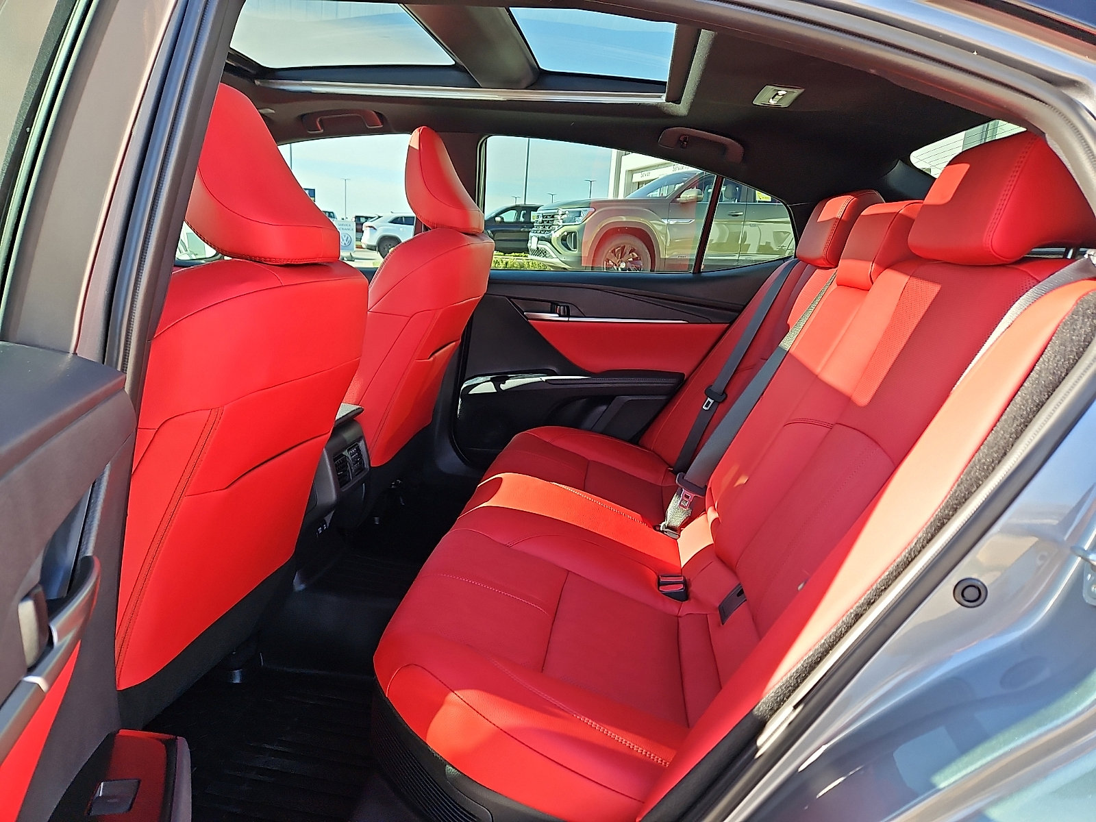 Used 2026 Toyota Camry XSE w/ Premium Plus Package image 8