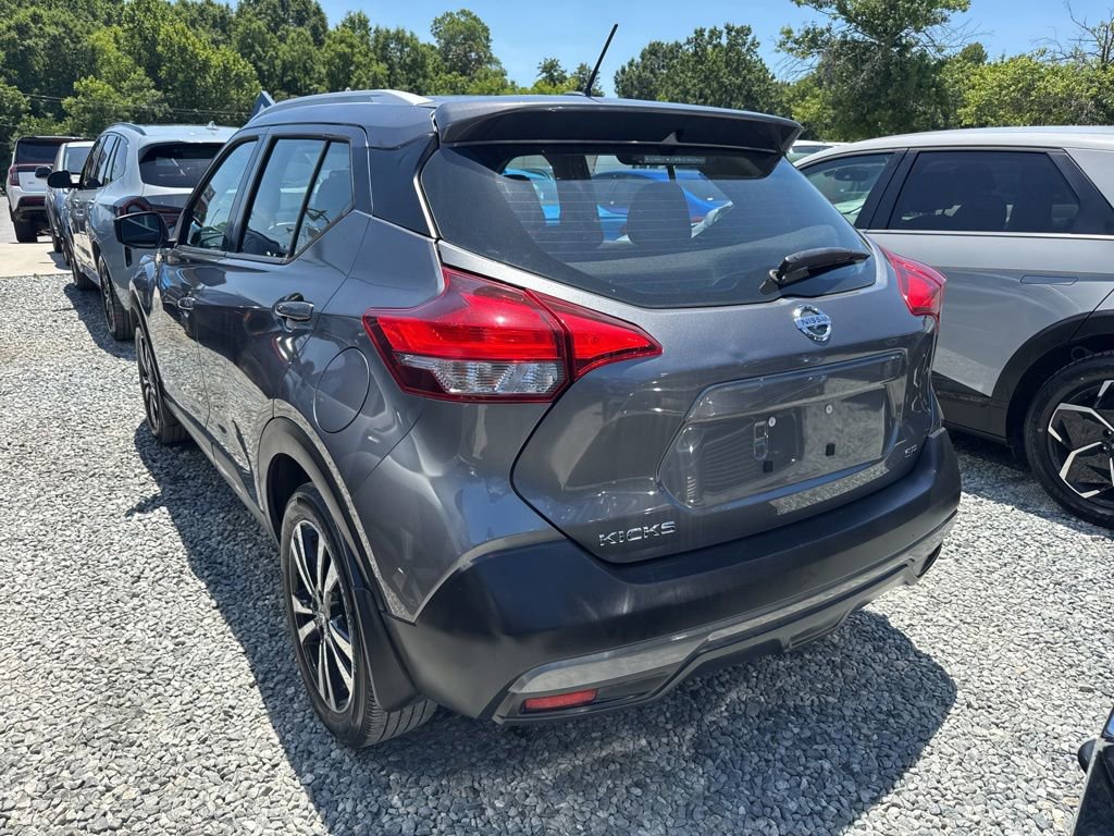 Used 2018 Nissan Kicks SR FWD image 4