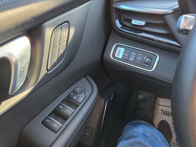 Used 2025 Buick Enclave Sport Touring image 30