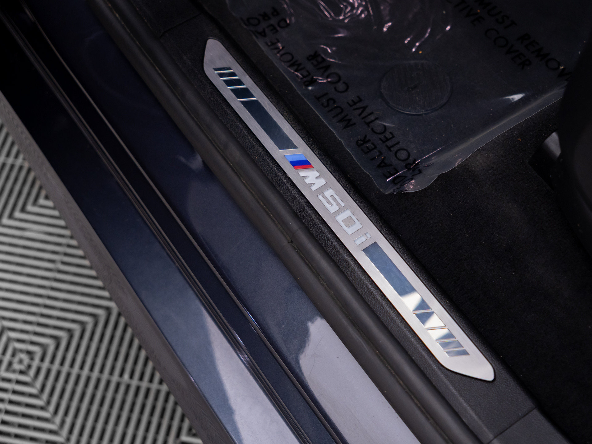 Used 2021 BMW X7 M50i AWD/4WD image 15