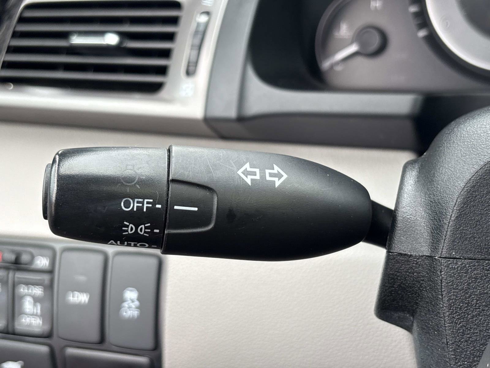 Used 2015 Honda Odyssey EX-L image 18