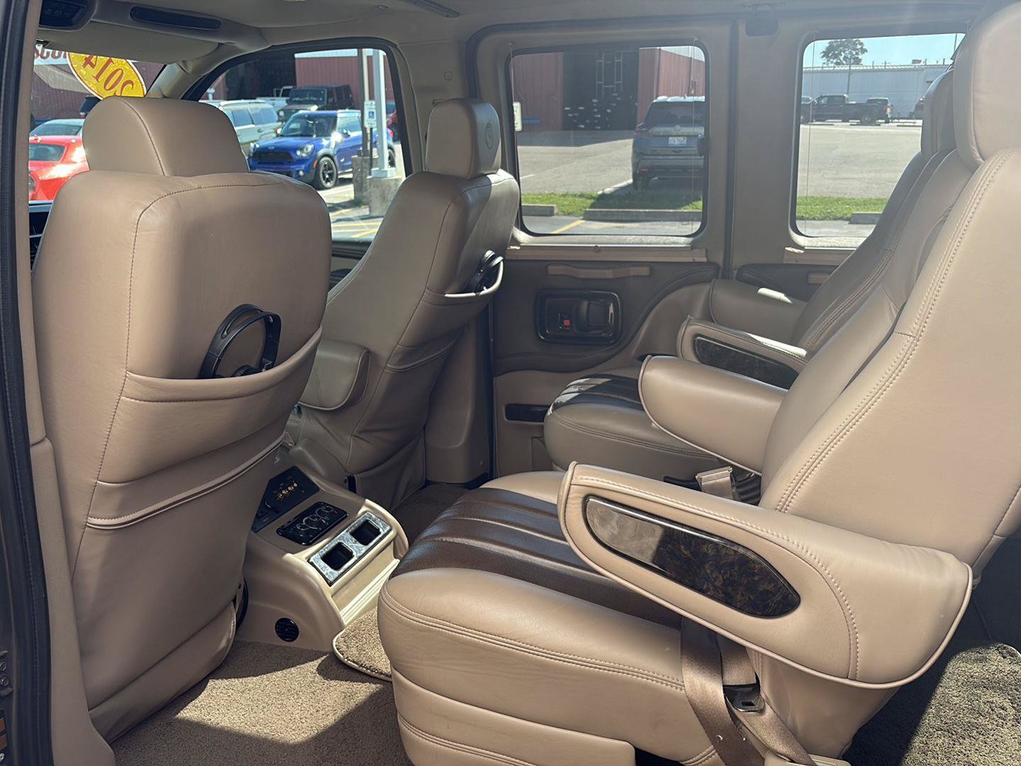 Used 2014 Chevrolet Express 1500 AWD image 37