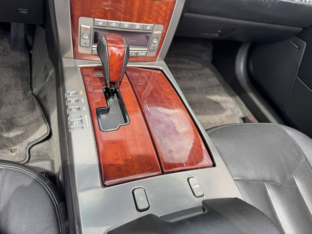 Used 2006 Cadillac XLR RWD image 20