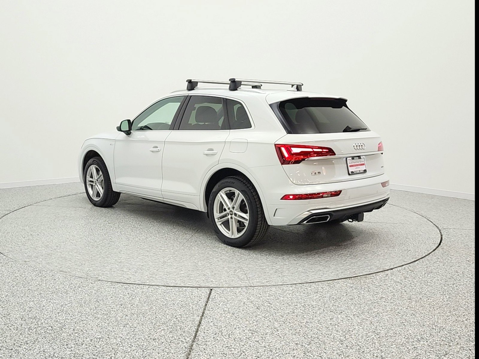 Used 2025 Audi Q5 e Premium Plus w/ Premium Plus Package image 7