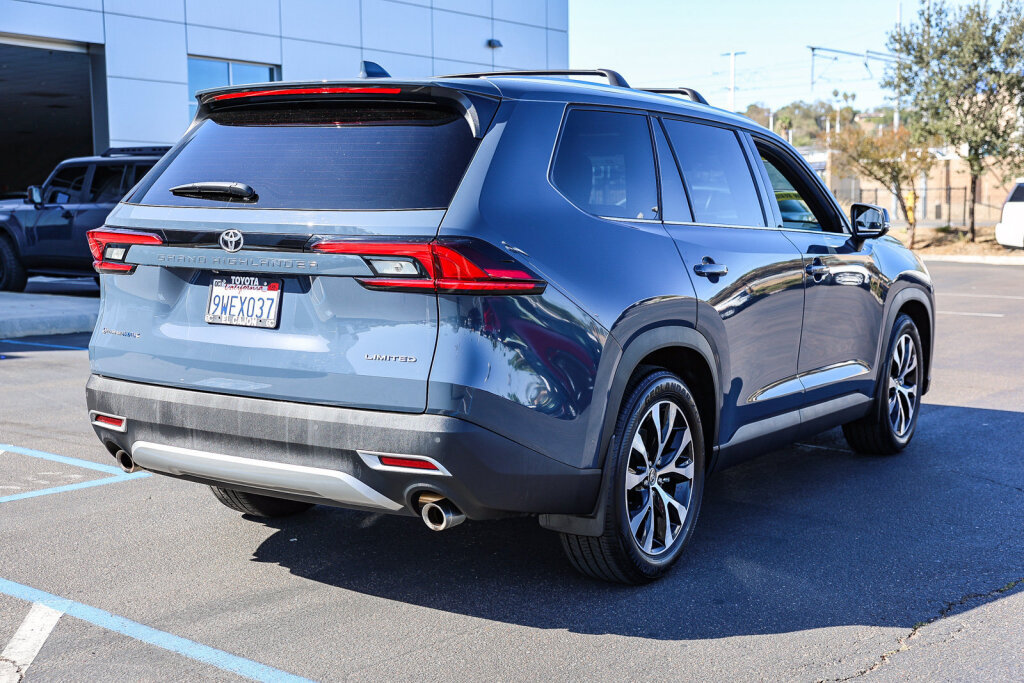 Certified 2026 Toyota Grand Highlander AWD Hybrid image 28