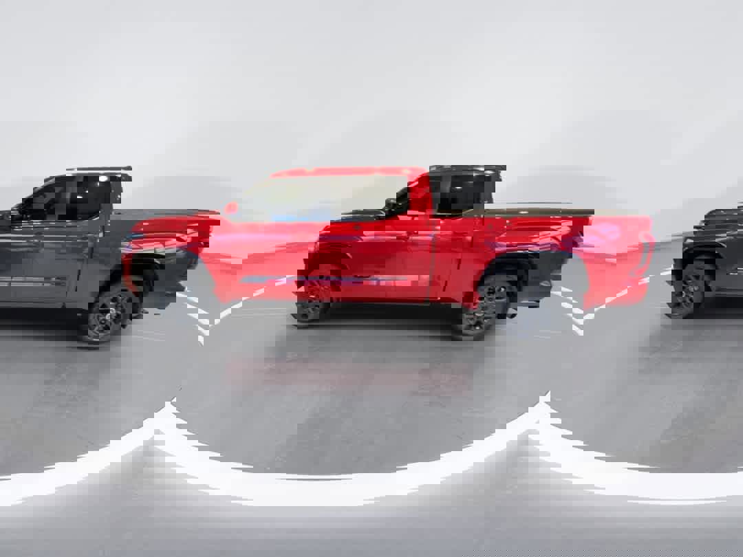 Used 2024 Toyota Tundra Platinum image 5