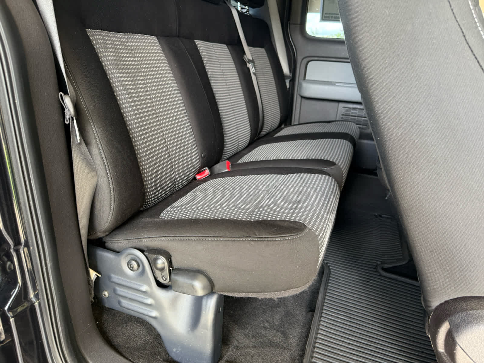 Used 2014 Ford F150 STX w/ Equipment Group 201A Mid AWD/4WD image 6