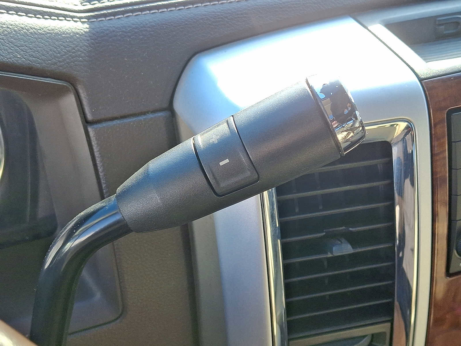 Used 2009 Dodge Ram 1500 Truck Laramie image 14