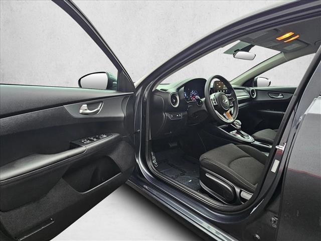 Used 2021 Kia Forte Sedan image 18