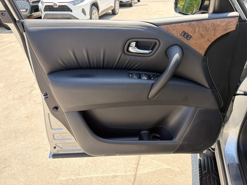 Certified 2024 Nissan Armada SL w/ Cargo Package RWD image 18